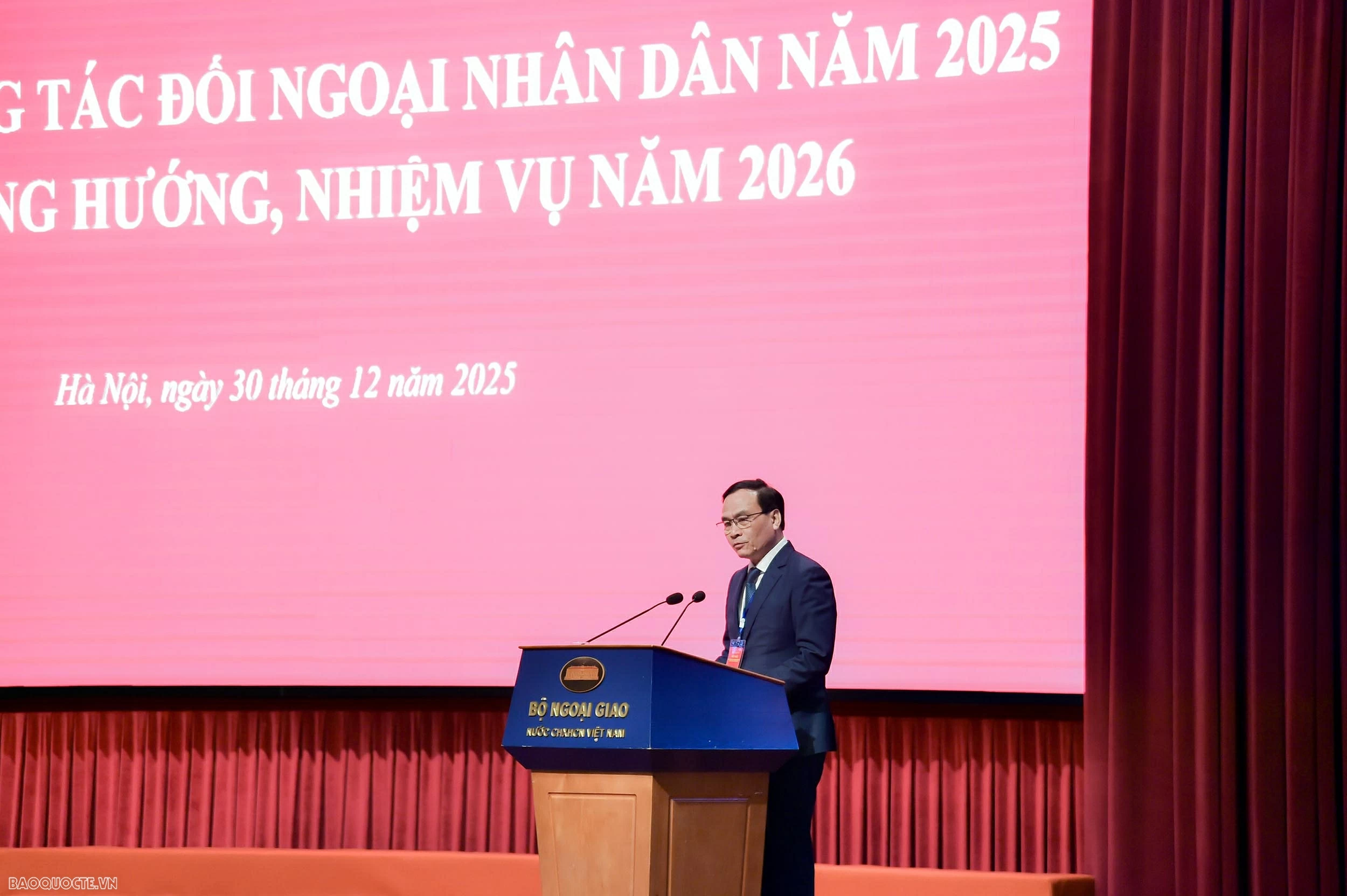 S&aacute;ng nay (30/12), diễn ra Hội nghị tổng kết c&ocirc;ng t&aacute;c đối ngoại nh&acirc;n d&acirc;n năm 2025 v&agrave; phương hướng, nhiệm vụ năm 2026
