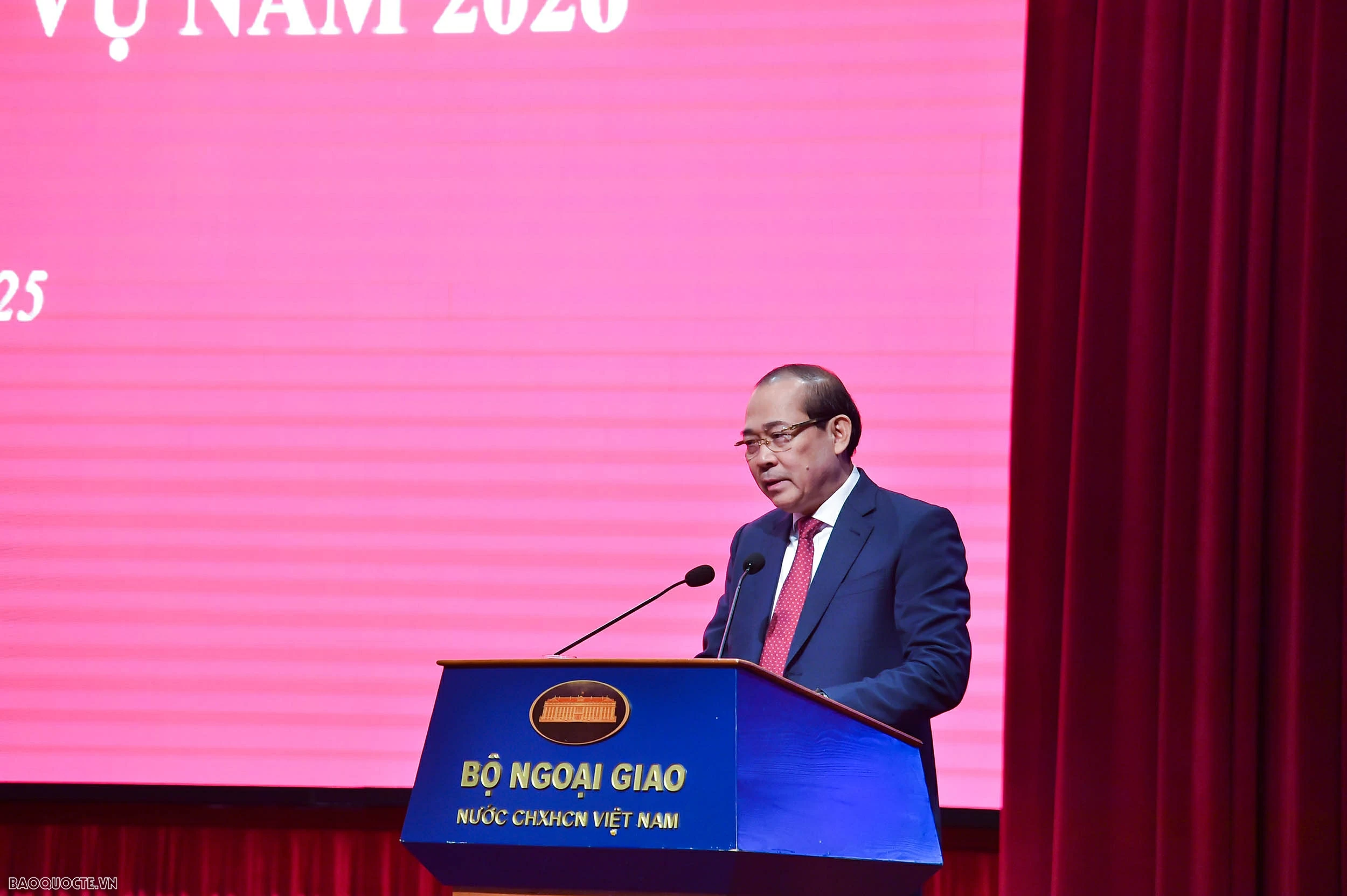 S&aacute;ng nay (30/12), diễn ra Hội nghị tổng kết c&ocirc;ng t&aacute;c đối ngoại nh&acirc;n d&acirc;n năm 2025 v&agrave; phương hướng, nhiệm vụ năm 2026