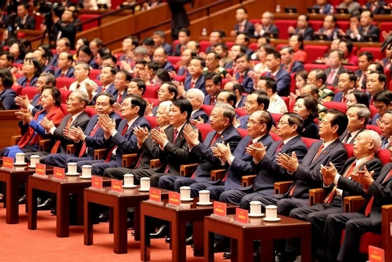 C&aacute;c đồng ch&iacute; l&atilde;nh đạo, nguy&ecirc;n l&atilde;nh đạo Đảng, Nh&agrave; nước dự phi&ecirc;n khai mạc Đại hội XIV của Đảng. Ảnh: TTXVN