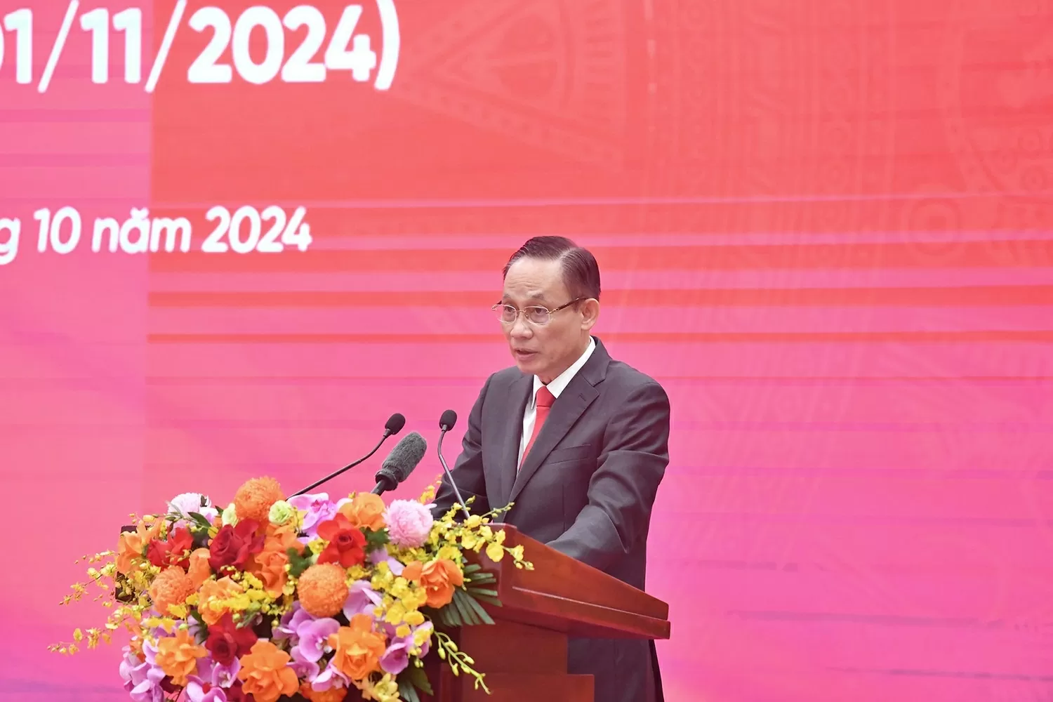 Công tác đối ngoại đảng của Đảng ta trong tiến trình cách mạng Việt Nam Công tác đối ngoại đảng của Đảng ta trong tiến trình cách mạng Việt Nam