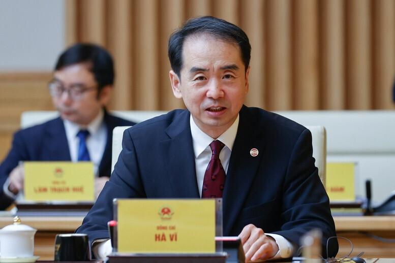 Đại sứ Trung Quốc tại Việt Nam H&agrave; Vĩ tin tưởng, Đại hội XIV của Đảng Cộng sản Việt Nam sẽ th&agrave;nh c&ocirc;ng tốt đẹp, đưa đất nước vững bước v&agrave;o thời đại mới. Ảnh: Nhật Bắc/VGP