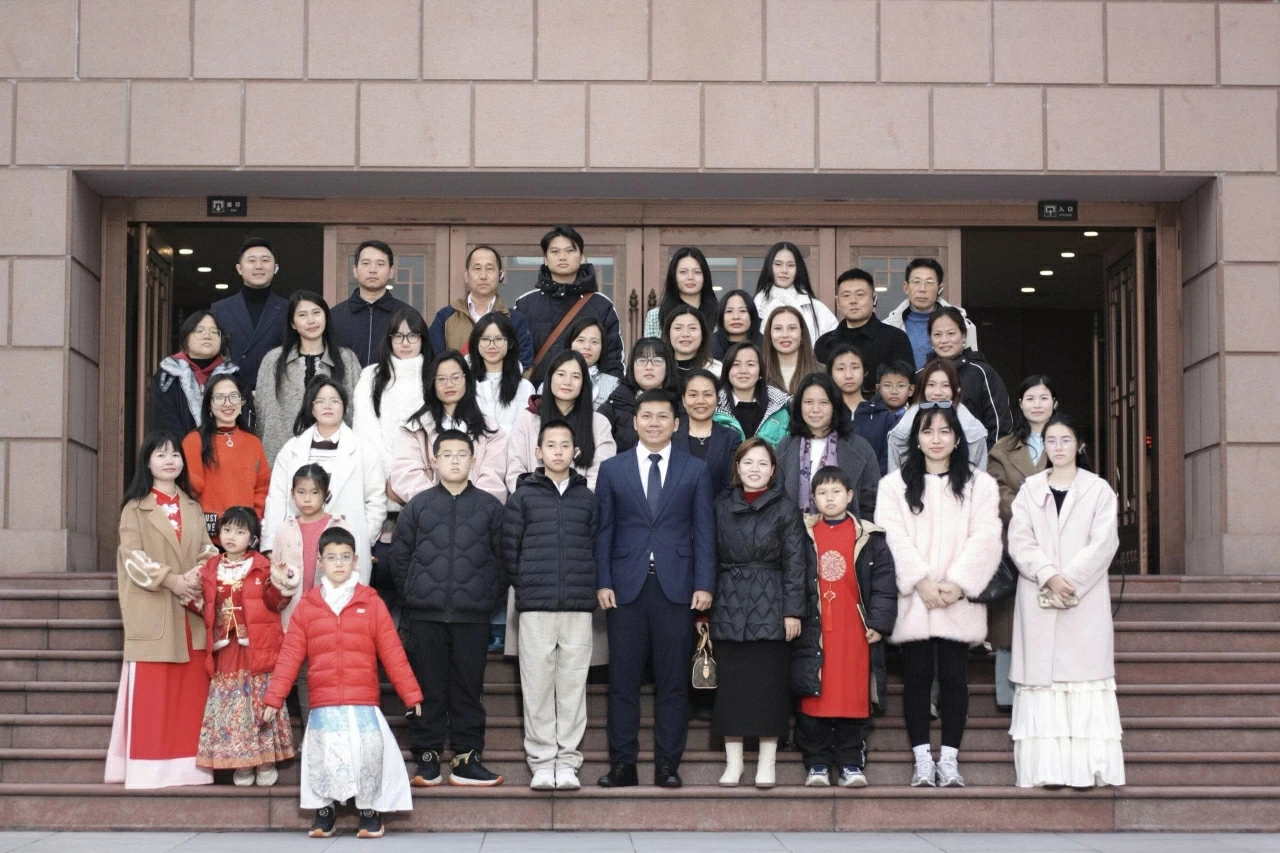 Cộng đồng người Việt Nam tại Tr&ugrave;ng Kh&aacute;nh, Tứ Xuy&ecirc;n tưng bừng đ&oacute;n Xu&acirc;n B&iacute;nh Ngọ 2026