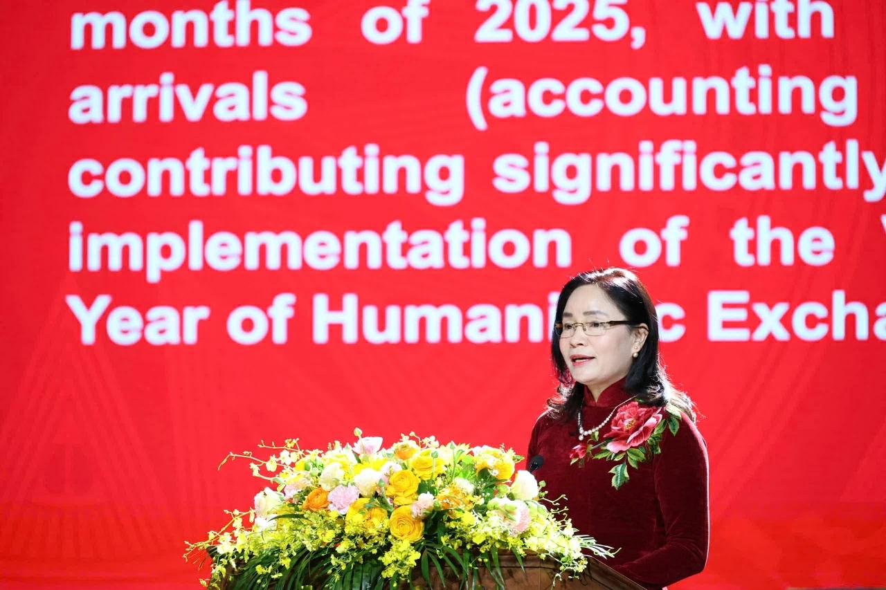 Trang trọng v&agrave; ấm &aacute;p Ng&agrave;y văn ho&aacute; Việt Nam tại Trung Quốc