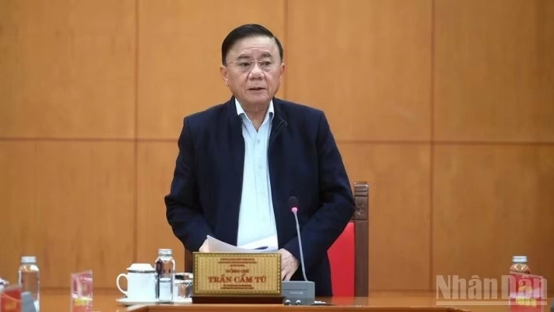Chỉ thị của Bộ Chính trị về thực hiện dân chủ ở cơ sở trong giai đoạn mới Chỉ thị của Bộ Chính trị về thực hiện dân chủ ở cơ sở trong giai đoạn mới