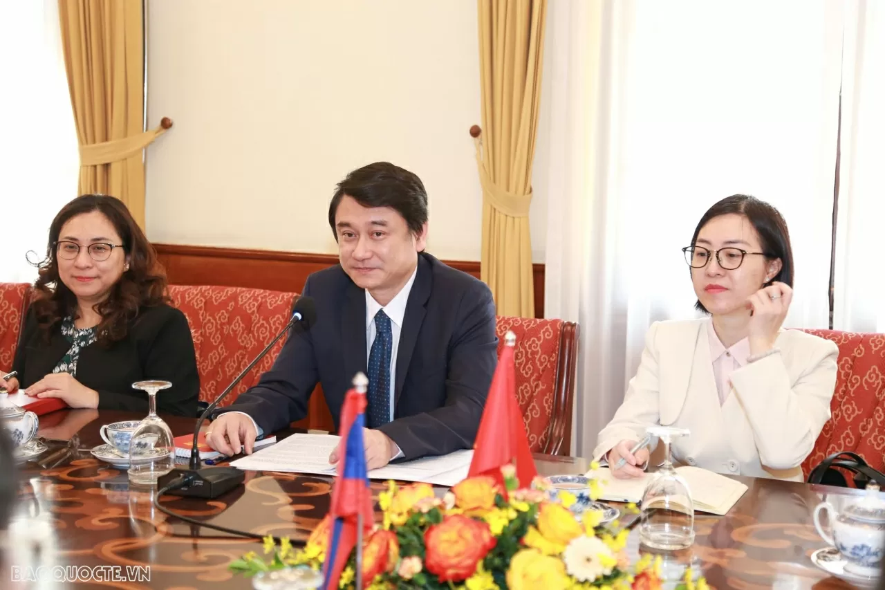 Thứ trưởng Ngoại giao Lê Anh Tuấn tiếp đoàn Vụ Kinh tế, Bộ Ngoại giao Lào Thứ trưởng Ngoại giao Lê Anh Tuấn tiếp đoàn Vụ Kinh tế, Bộ Ngoại giao Lào