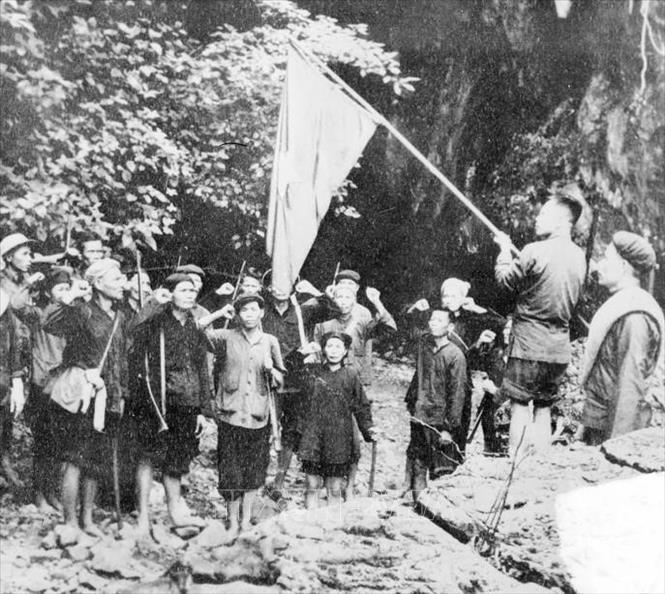 Ch&uacute; th&iacute;ch ảnh