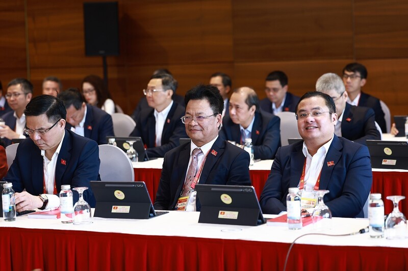 C&aacute;c đại biểu thảo luận tại Đo&agrave;n. Ảnh: TTXVN