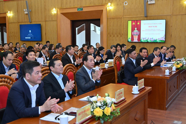 Các đại biểu dự hội nghị. (Ảnh: THỦY NGUYÊN) dai-bieu.jpg