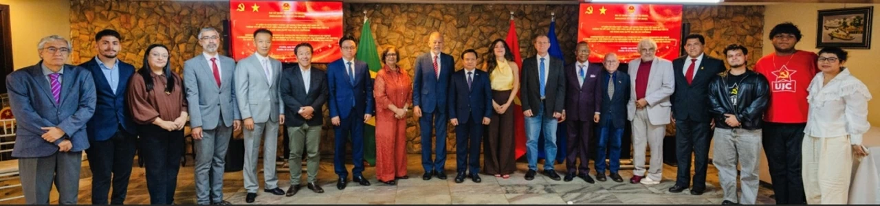 Đại sứ qu&aacute;n Việt Namt kỷ niệm 96 năm ng&agrave;y th&agrave;nh lập Đảng v&agrave; th&ocirc;ng tin kết quả Đại hội XIV