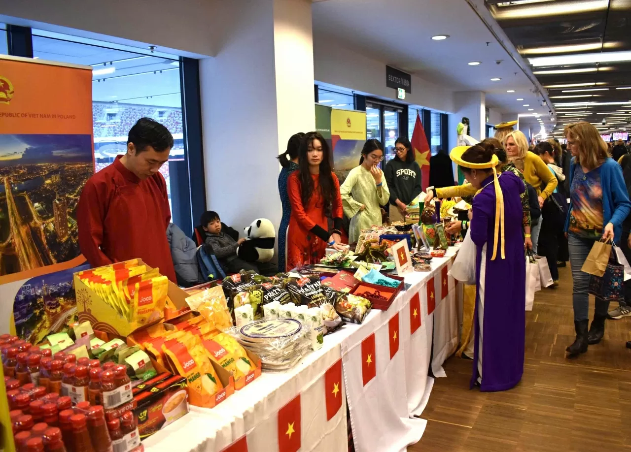 Hội chợ từ thiện quốc tế SHOM 2025: Thúc đẩy tình hữu nghị, giao lưu kết nối văn hóa Hội chợ từ thiện quốc tế SHOM 2025: Thúc đẩy tình hữu nghị, giao lưu kết nối văn hóa