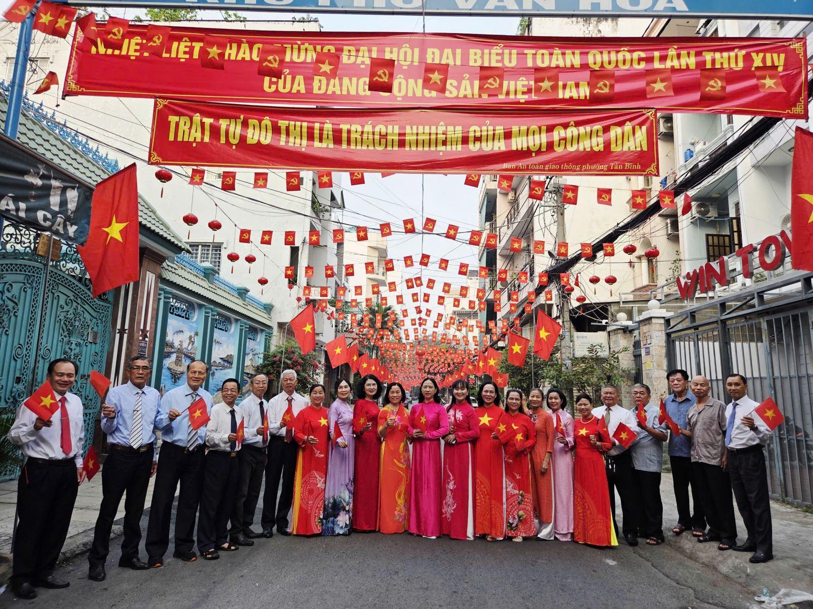 Ch&uacute; th&iacute;ch ảnh