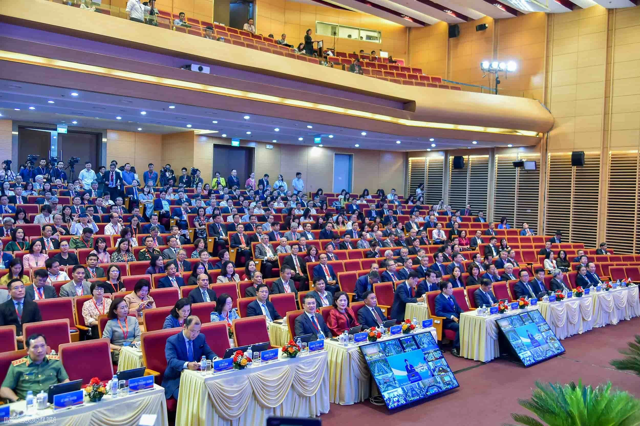 Đồng chí Trần Cẩm Tú