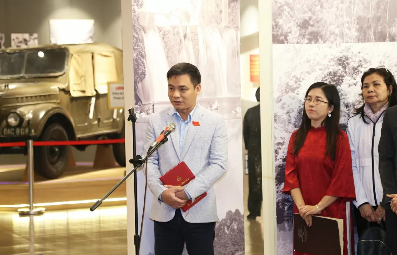 Trưởng ph&ograve;ng Quản l&yacute; Lao động Đo&agrave;n Ngoại giao (CPVNGD) Nguyễn Thọ Xương cho biết hoạt động gặp mặt, trao đổi, phổ biến ch&iacute;nh s&aacute;ch, ph&aacute;p luật l&agrave; hết sức cần thiết nhằm bảo đảm quyền v&agrave; lợi &iacute;ch hợp ph&aacute;p, ch&iacute;nh đ&aacute;ng của người lao động. (Ảnh: Th&agrave;nh Long)