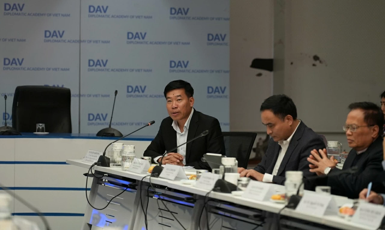 Hội thảo khoa học: Cụ thể ho&aacute; nội h&agrave;m trọng yếu, thường xuy&ecirc;n v&agrave; tự chủ chiến lược, tự cường trong văn kiện Đại hội XIV