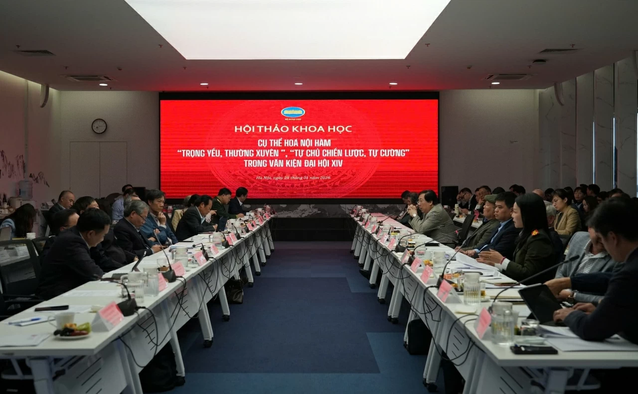 Hội thảo khoa học: Cụ thể ho&aacute; nội h&agrave;m trọng yếu, thường xuy&ecirc;n v&agrave; tự chủ chiến lược, tự cường trong văn kiện Đại hội XIV