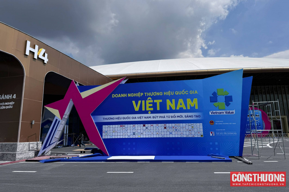 Tăng tốc hoàn thành trước 24h ngày 25/8/2025, sẵn sàng cho tổng duyệt Triển lãm các thành tựu kinh tế - xã hội toàn quốc