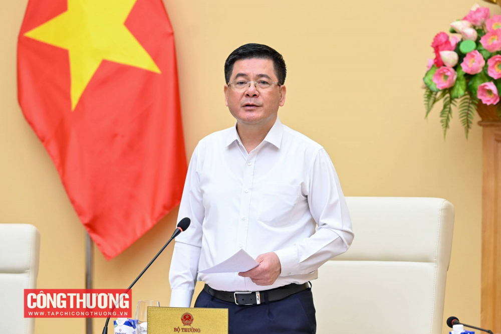 Bộ trưởng Bộ Công Thương Nguyễn Hồng Diên 