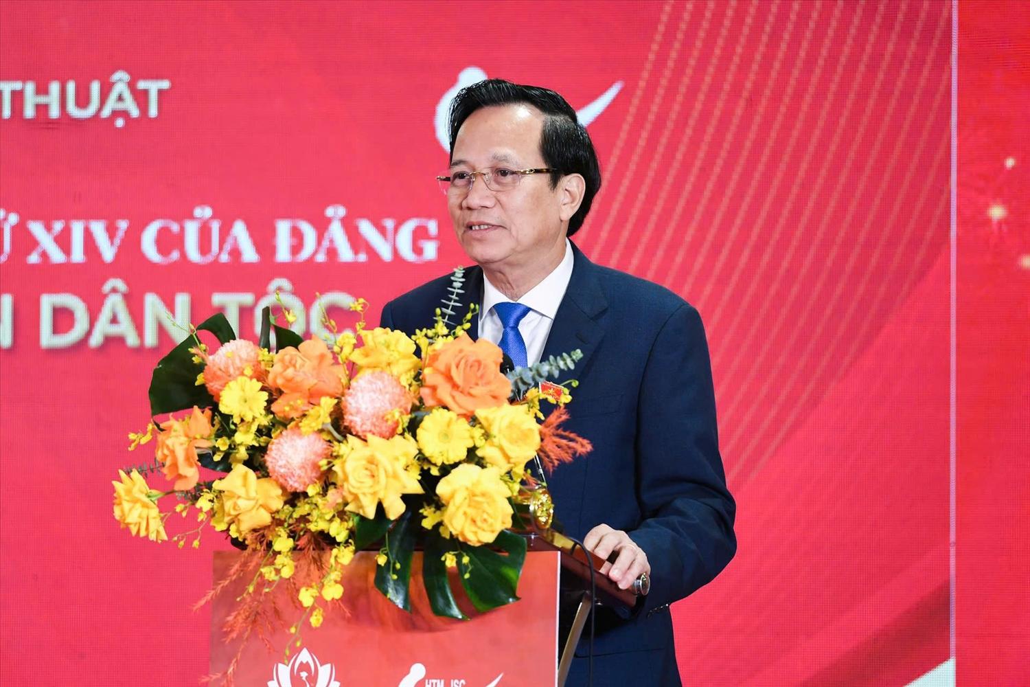 Bộ trưởng Bộ Dân tộc và Tôn giáo Đào Ngọc Dung phát biểu tại lễ khánh thành