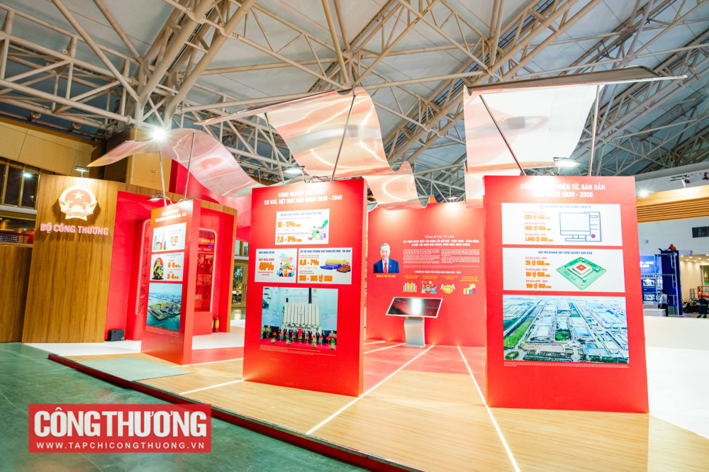 Khu vực Ngành Công Thương trong kỷ nguyên vươn mình của đất nước: Giới thiệu các chính sách của ngành Công Thương, mục tiêu cụ thể của một số lĩnh vực công nghiệp - thương mại, góp phần hiện thực hoá mục tiêu đưa đất nước, dân tộc Việt Nam bước vào kỷ nguyên vươn mình.