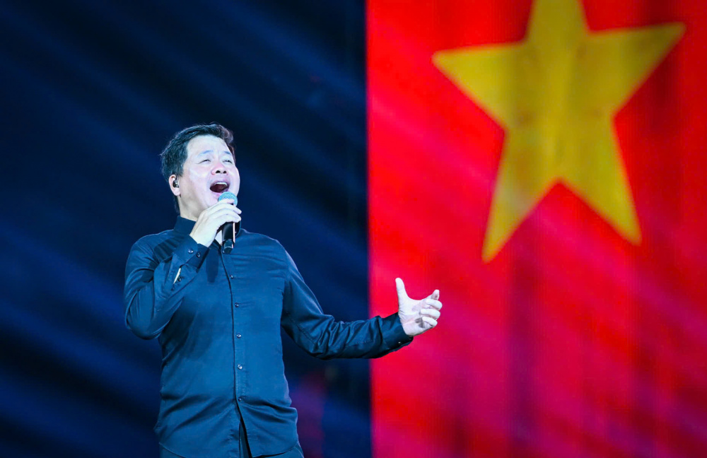 Mỹ Đình rực sáng, sẵn sàng cho đêm diễn ‘Tổ quốc trong tim’