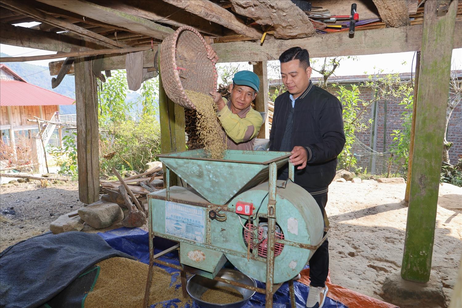 Nhờ tác động tổng hợp từ các dự án giảm nghèo, thu nhập bình quân đầu người năm 2025 của xã Lao Chải đạt khoảng 26 triệu đồng/người/năm, tăng so với giai đoạn trước