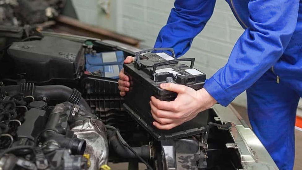 Pin ắc quy miền Nam