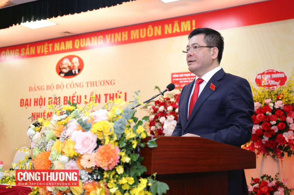 Bí thư Đảng ủy, Bộ trưởng Bộ Công Thương Nguyễn Hồng Diên khẳng định Đại hội là sự kiện chính trị có ý nghĩa đặc biệt quan trọng đối với sự phát triển của Ngành