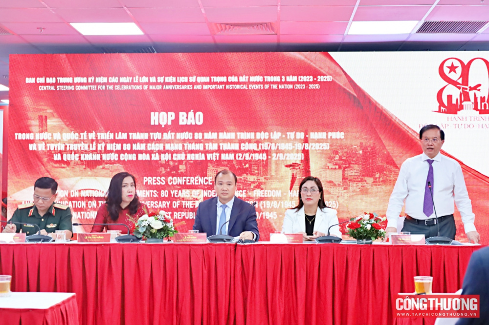 Khai trương Trung tâm Báo chí về triển lãm 80 năm Hành trình độc lập Tự do Hạnh phúc