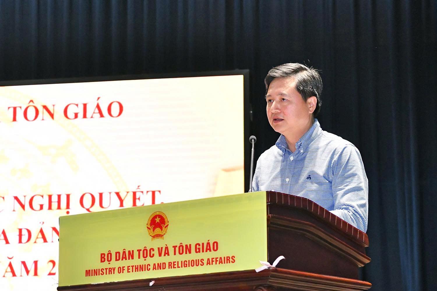  Phó Bí thư Đảng ủy Bộ Dân tộc và Tôn giáo Cầm Văn Thanh chủ trì Hội nghị chuyên đề tháng 11/2025