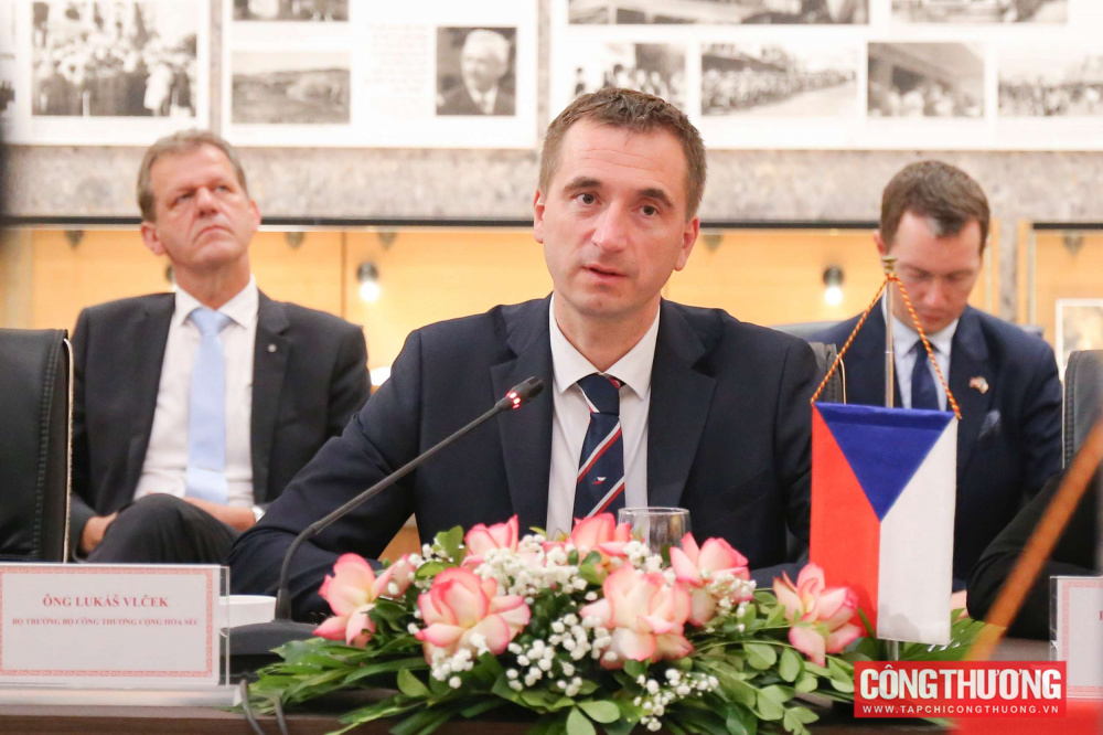 Việt Nam - Cộng hòa Séc: Thống nhất nhiều giải pháp thúc đẩy quan hệ kinh tế thương mại