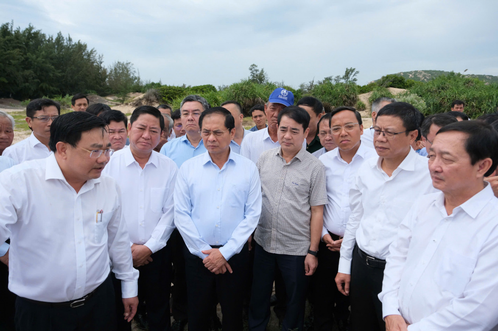 Sáng 24/7, Phó Thủ tướng Chính phủ Bùi Thanh Sơn dẫn đầu đoàn công tác Trung ương làm việc với tỉnh Khánh Hòa về Nhà máy Điện hạt nhân Ninh Thuận 1 và Ninh Thuận 2