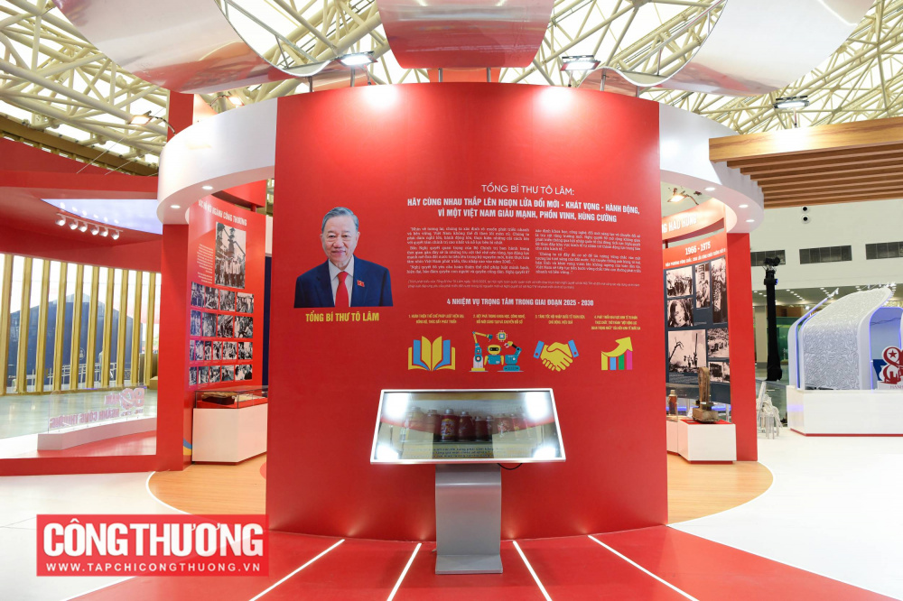 Khu vực Ngành Công Thương trong kỷ nguyên vươn mình của đất nước: Giới thiệu các chính sách của ngành Công Thương, mục tiêu cụ thể của một số lĩnh vực công nghiệp - thương mại, góp phần hiện thực hoá mục tiêu đưa đất nước, dân tộc Việt Nam bước vào kỷ nguyên vươn mình.