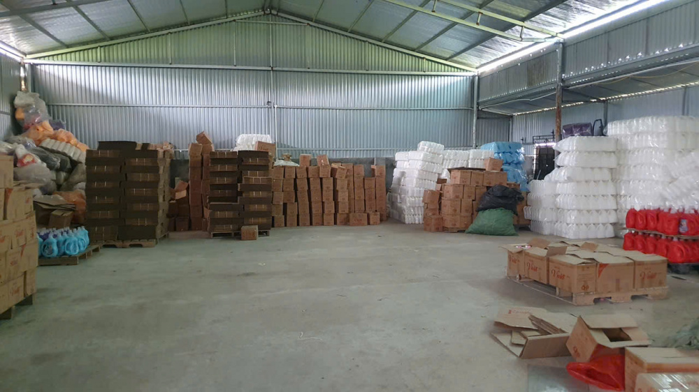 sản xuất hàng giả