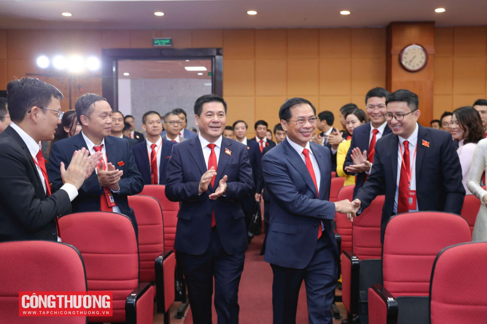 Phiên chính thức Đại hội đại biểu Đảng bộ Bộ Công Thương lần thứ I, nhiệm kỳ 2025 - 2030