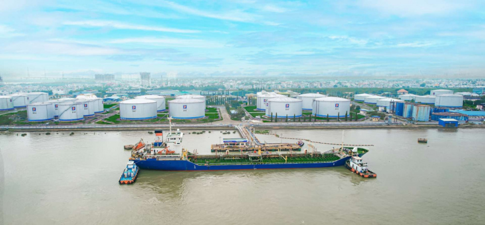 việc rà soát sửa đổi, bổ sung quy định về tỷ lệ hao hụt xăng dầu để thay thế Thông tư 43/2015/TT-BCT là cần thiết nhằm thay thế các quy định không còn phù hợp, thiết lập cơ sở pháp lý cho việc xác định tỷ lệ hao hụt xăng dầu hợp lý trong từng khâu của hoạt động sản xuất và kinh doanh xăng dầu, đảm bảo lợi ích hài hòa giữa nhà nước, doanh nghiệp và người tiêu dùng.