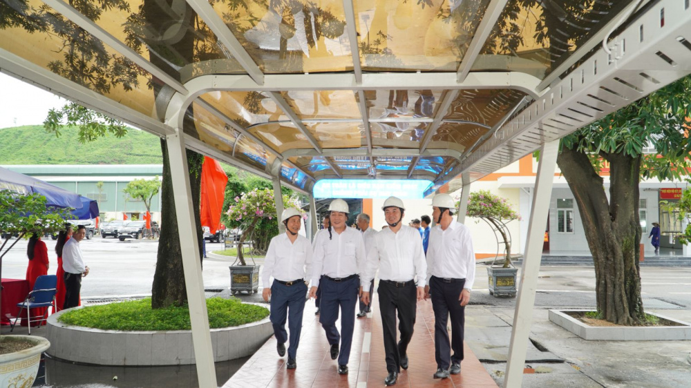 Description: https://vinacomin.vn/userfiles/images/AnhTinTuc/2025/T08/18/gan%20bien/DSC07638.JPG