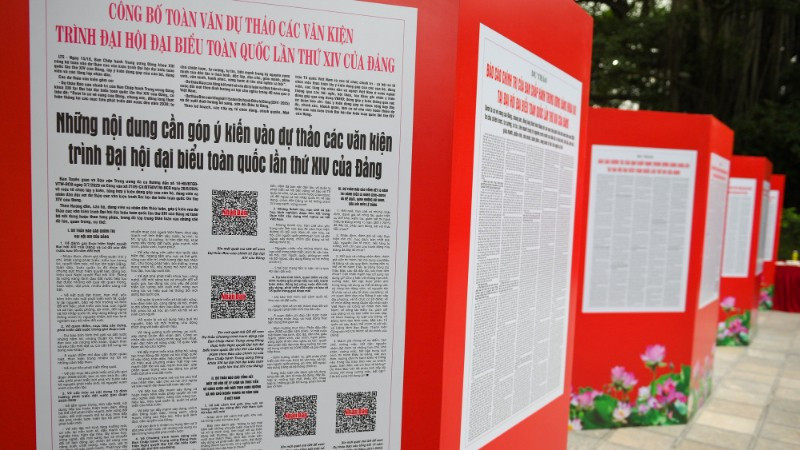 Ngay khi Đảng c&ocirc;ng bố dự thảo c&aacute;c văn kiện tr&igrave;nh Đại hội XIV, c&aacute;c thế lực th&ugrave; địch, phản động v&agrave; phần tử cơ hội ch&iacute;nh trị lập tức gia tăng sử dụng chi&ecirc;u b&agrave;i &ldquo;g&oacute;p &yacute;&rdquo;, &ldquo;phản biện&rdquo; để r&ecirc;u rao những luận điệu kh&ocirc;ng đ&uacute;ng sự thật. (Ảnh: THẾ ĐẠI)