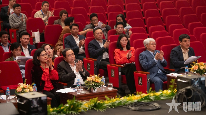 Chủ tịch Quốc hội Trần Thanh Mẫn dự tổng duyệt Lễ trao Giải Diên Hồng lần thứ tư - năm 2026