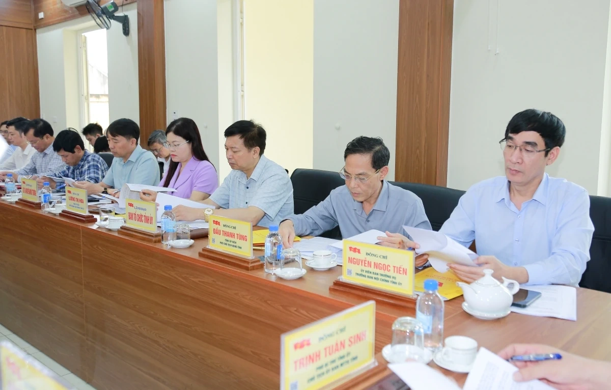 Nêu cao tinh thần đoàn kết, thống nhất thực hiện nhiệm vụ chính trị của địa phương