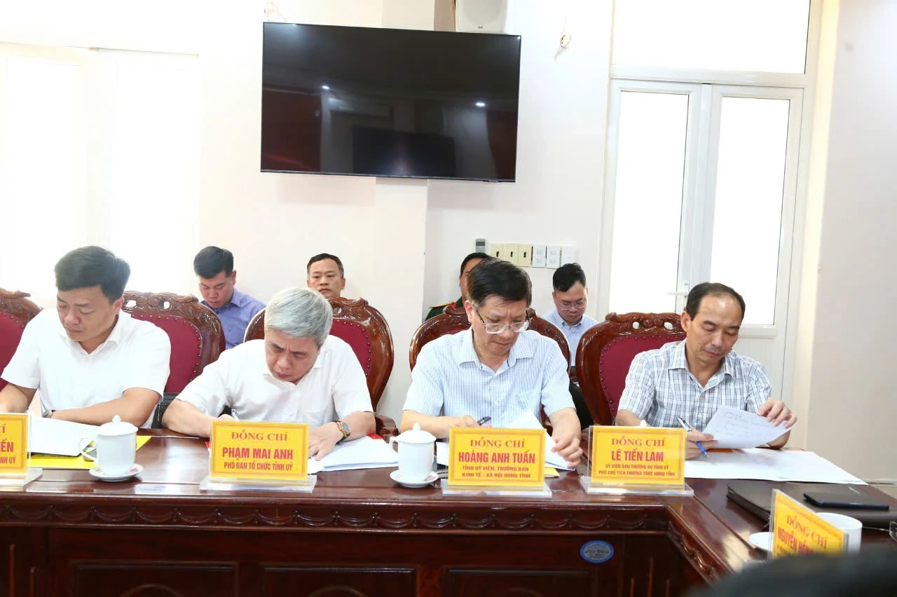 Phó Bí thư Thường trực Tỉnh ủy Nguyễn Hồng Phong: Xã Quý Lộc thực hiện đồng bộ giải pháp tạo động lực tăng trưởng hai con số