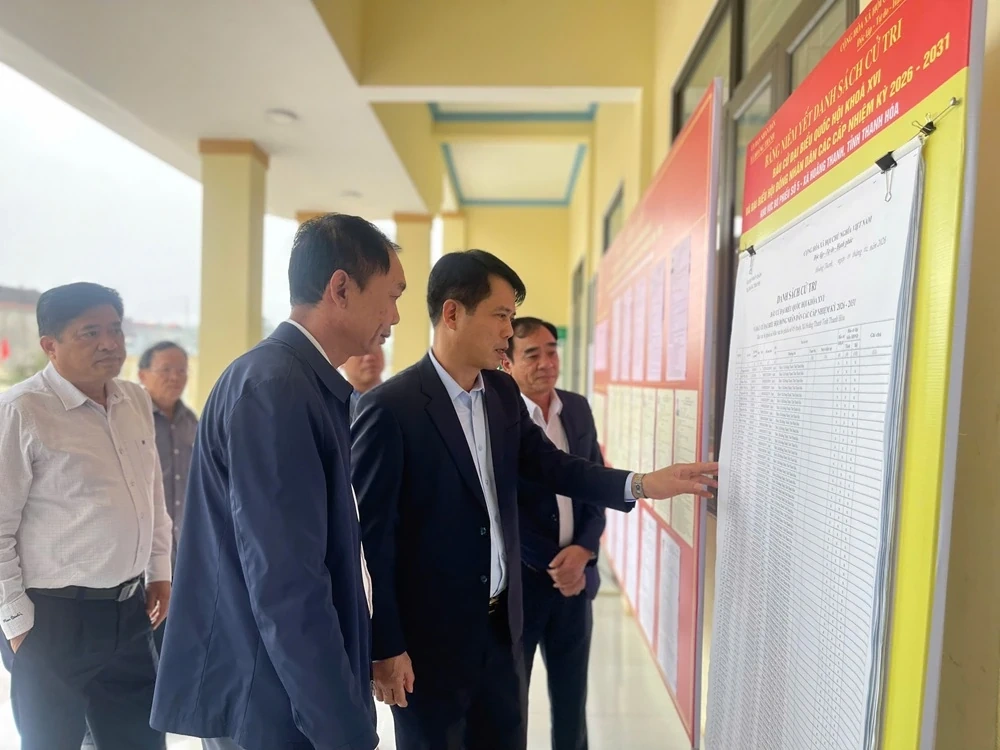 Giám sát việc lãnh đạo, chỉ đạo, tổ chức thực hiện công tác chuẩn bị bầu cử tại các xã Hoằng Thanh, Hoằng Giang