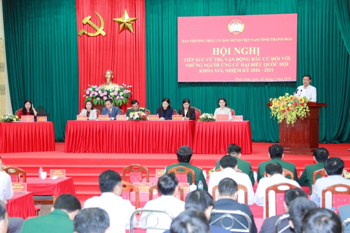 Ứng cử viên đại biểu Quốc hội khóa XVI tiếp xúc cử tri xã Thiệu Toán