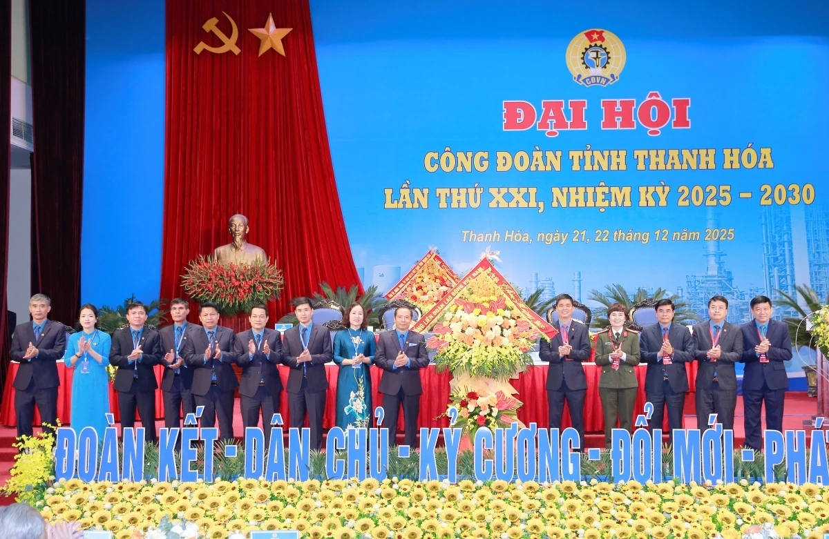 Ph&aacute;t huy tr&iacute; tuệ, sức mạnh của đo&agrave;n vi&ecirc;n, c&ocirc;ng nh&acirc;n lao động trong sự nghiệp x&acirc;y dựng v&agrave; ph&aacute;t triển kinh tế - x&atilde; hội