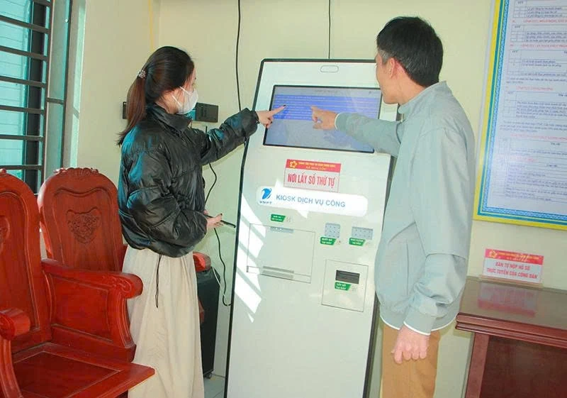 Hoa Lộc xây dựng chính quyền thân thiện, vì Nhân dân phục vụ