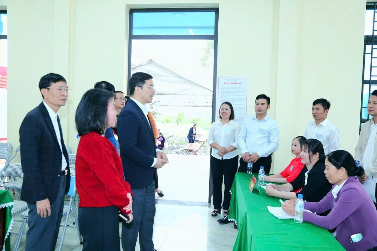 Tuyệt đối bảo đảm cuộc bầu cử diễn ra dân chủ, đúng pháp luật, an toàn và đúng tiến độ