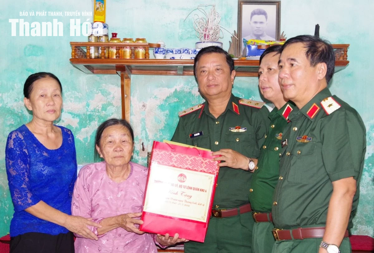 Bộ Tư lệnh Quân khu 4 tri ân người có công tỉnh Thanh Hóa