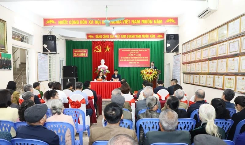 Cử tri tổ dân phố Ba Đình 6 tín nhiệm giới thiệu 6 người ứng cử đại biểu HĐND các cấp