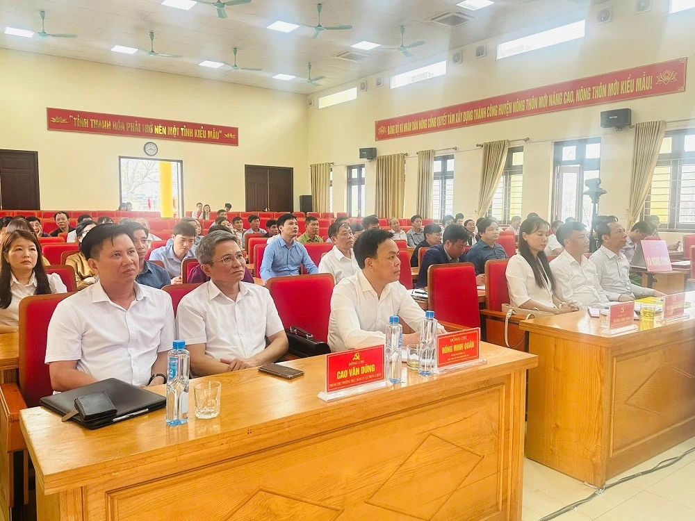 Hội nghị tiếp xúc cử tri, vận động bầu cử HĐND tỉnh khóa XIX tại đơn vị bầu cử số 18