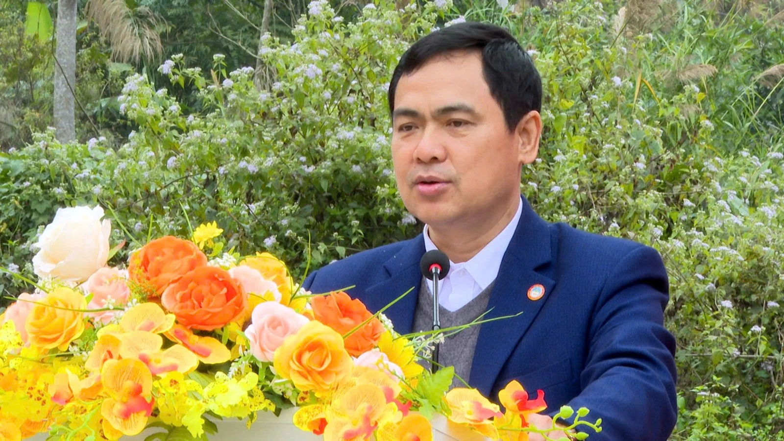 Đồn Bi&ecirc;n ph&ograve;ng Quang Chiểu cắt băng kh&aacute;nh th&agrave;nh cổng ch&agrave;o P&ugrave; Đứa