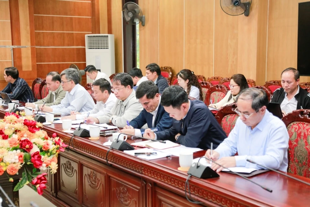 Đẩy nhanh tiến độ thực hiện hợp phần bồi thường, hỗ trợ, tái định cư Dự án hồ chứa nước Bản Mồng